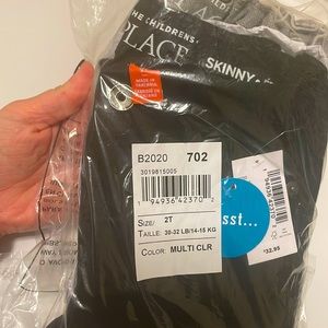 2 Pack of 2t skinny jeans!